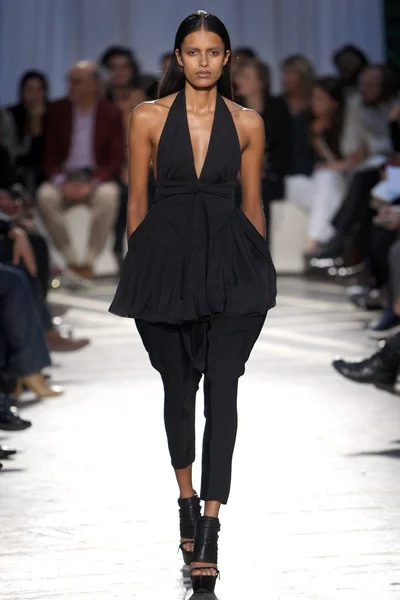 Look 35